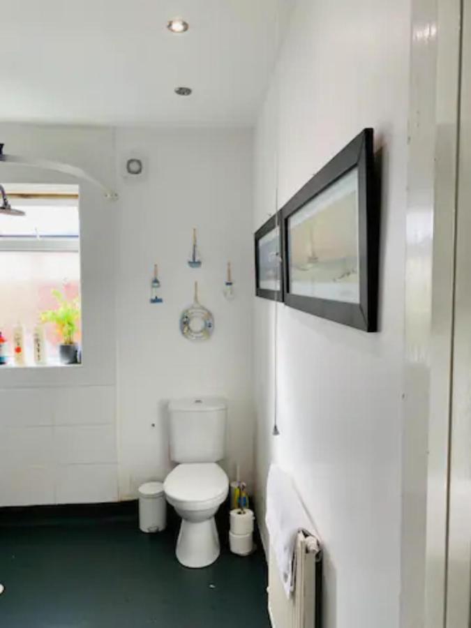 Bamber House - Large Modern Home & Perfect Location แบล็คพูล ภายนอก รูปภาพ
